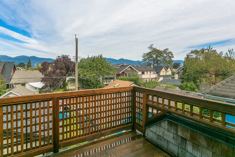 Kitsilano Beach Home for Rent - Outdoor Space