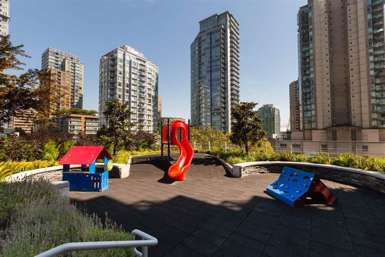 Dolce Condos 535 Smithe Downtown Vancouver Kids Area