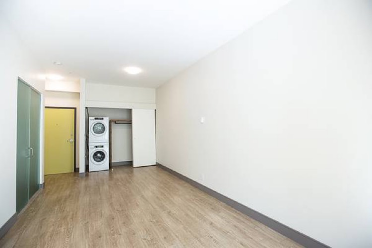 Vancovuer Studio Apartment - The Arcadia 609 Heatley Ave