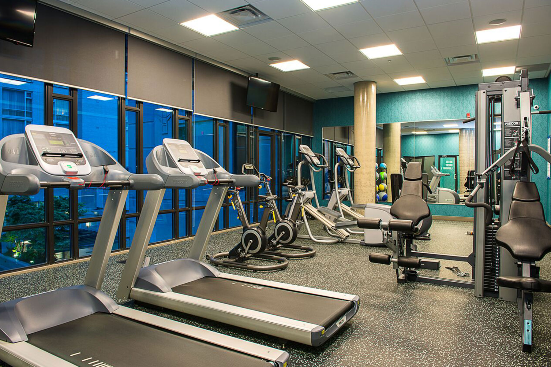 Residences at Hotel Blu Apartment for Rent Gym
