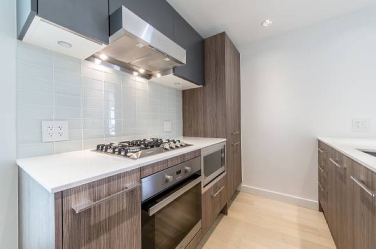 Apartment for Rent Kingsway Vancouver - Kensington Gardens 4638 Gladstone St - 2